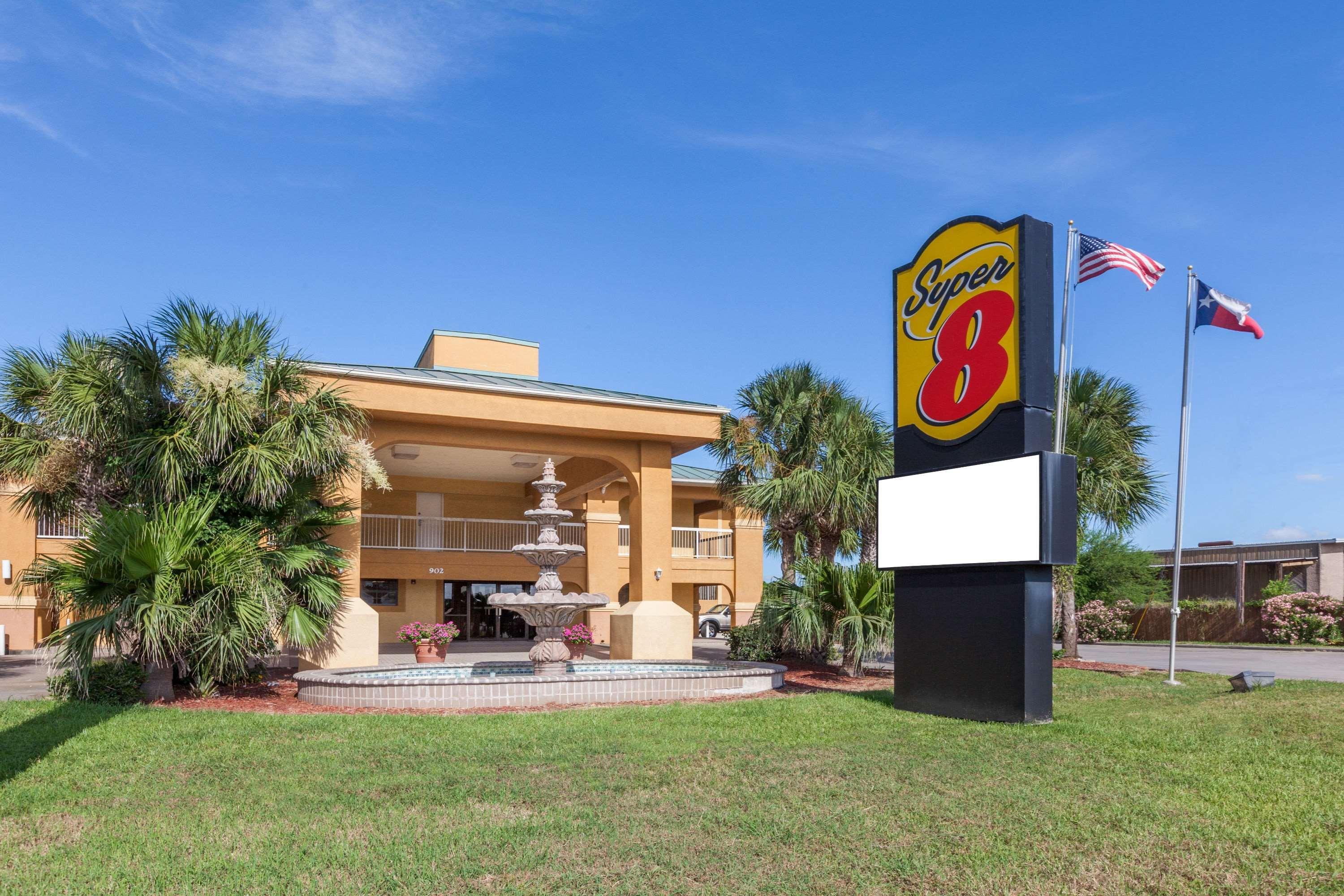 Super 8 By Wyndham Corpus Christi Hotel Buitenkant foto